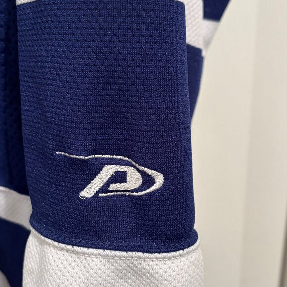 Toronto Maple Leafs Classic Home (Blue) NHL Jersey - Picture 6 of 7